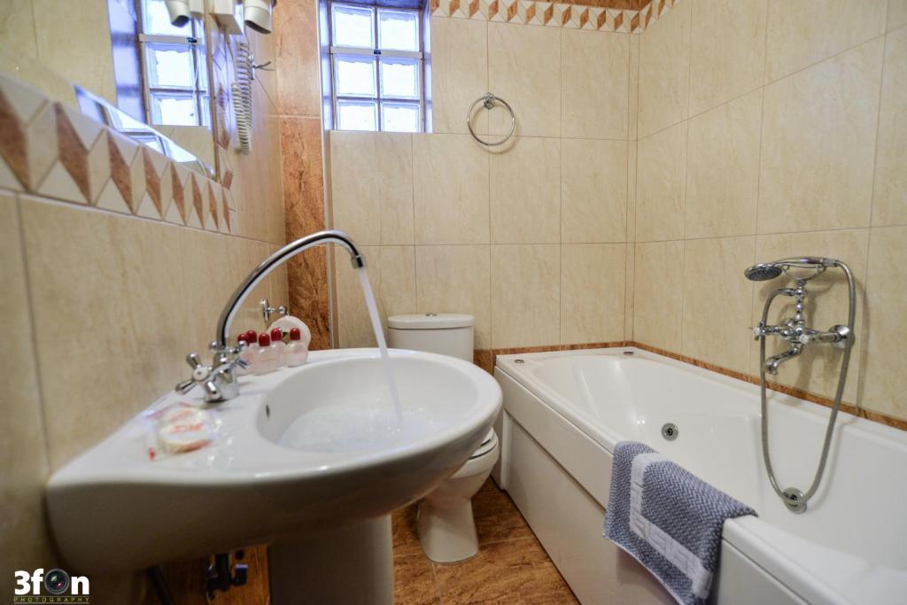 Guesthouse Kastro エデッサ エクステリア 写真